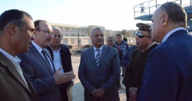 محافظ بنى سويف يتفقد موقع موقف سيارات شرق النيل القاهرة