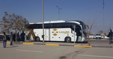بالصور.. وصول الأتوبيس الخاص بالفراعنة إلى مطار القاهرة