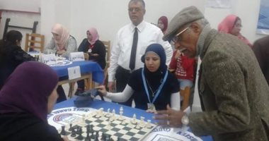 فوز 9 جامعات فى الجولة اﻷولى بمسابقات الشطرنج بجامعة قناة السويس