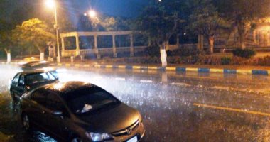 استمرار سقوط الأمطار على السويس.. وإصابة 8 أشخاص فى حوادث بسبب الطقس السيئ