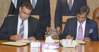 وزير الصناعة يشهد توقيع اتفاق بين جمعية قطن مصر وشركة ويلسبان الهندية