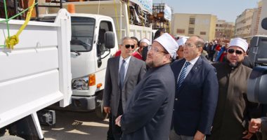بالفيديو والصور.. وزير الأوقاف يصل سوهاج لافتتاح 3 مساجد بطما وأخميم