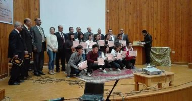 جامعة قناة السويس تحتفل بتخريج الدفعة الرابعة من الطلاب الصينيين والإندونيسيين