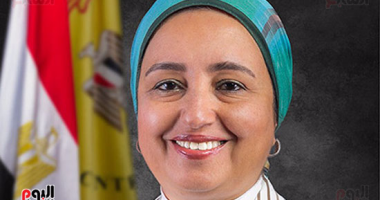 رئيس "المصرية للاتصالات": عودة لبنى هلال للشركة لتمثيل المرأة بمجلس الإدارة