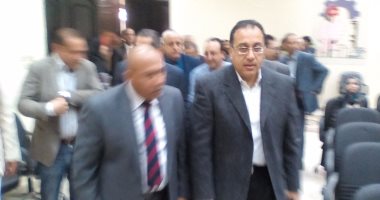 وصول وزير الإسكان إلى المنوفية لتسليم 5000 وحدة سكنية بمدينة السادات