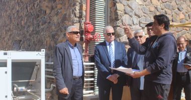 محافظ جنوب سيناء يتفقد أعمال تطوير السوق القديم وميدان الساعة