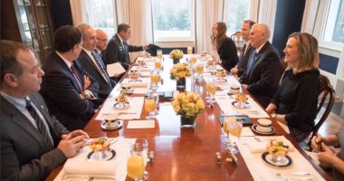 نائب الرئيس الأمريكى بعد تناول الإفطار مع نيتنياهو: سنقف بجانب إسرائيل