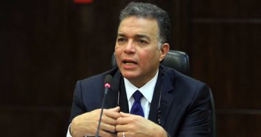 وزير النقل يكلف بتحديث دراسات مد مترو شبرا إلى قليوب لتخفيف الزحام المرورى