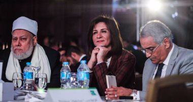 وزيرة الهجرة تعليقا على تعيين نادية عبدة لمنصب محافظ: "حدث تاريخى"