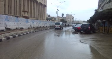 "أهلا بموسم الأمطار".. تركيب 160 غطاء بالوعة جديدا بأحياء جنوب القاهرة