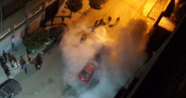 بالصور.. حريق سيارة بميدان سرور فى دمياط دون إصابات