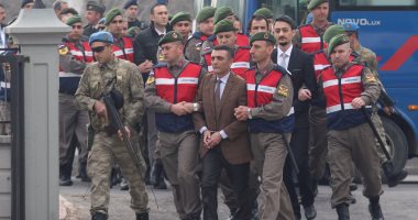 تركيا تصدر أوامر باعتقال 139 موظفا عاما للاشتباه فى علاقتهم بـ "جولن"