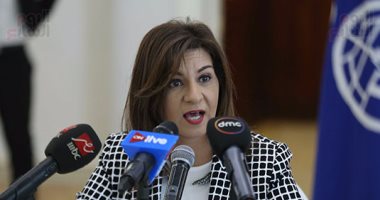 وزيرة الهجرة تلتقى البعثة التعليمية المصرية بالسودان وتسمتع لشكواهم