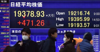 مؤشر نيكى اليابانى يغلق مرتفعا بنسبة 0.5% مع صعود الدولار