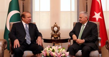 بالصور.. رئيس وزراء تركيا يجتمع بنظيره الباكستانى عقب وصوله أنقرة