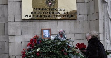 جثمان فيتالى تشوركين يصل موسكو وتشييعه فى جنازة رسمية غدا الجمعة
