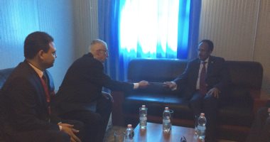 نائب وزير الخارجية يسلم الرئيس الصومالى الجديد رسالة من السيسى