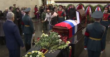 بالفيديو..بدء مراسم تشييع جثمان ممثل روسيا بالأمم المتحدة فيتالى تشوركين