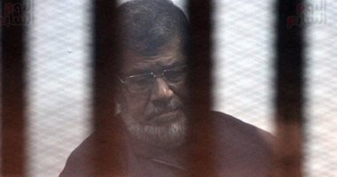 "الجنايات" تستمع اليوم لمرافعة دفاع مرسى و24 متهمًا بـ"إهانة القضاء"