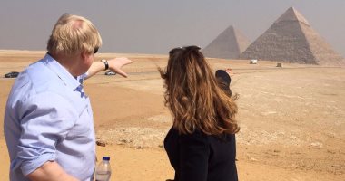وزير الخارجية البريطانى يزور منطقة الأهرامات بالجيزة دعما للسياحة