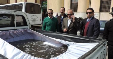 بالصور.. مدير أمن بورسعيد يضبط سيارة محملة بكمية كبيرة من زريعة الأسماك