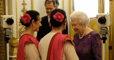 بالصور.. ملكة بريطانيا تطلق عام الثقافة الهندية من قصر باكينجهام