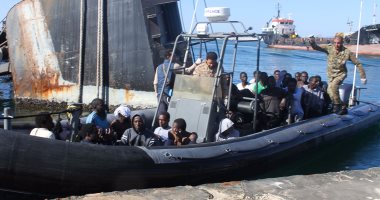 إنقاذ 115 مهاجرا وفقدان 25 قبالة سواحل طرابلس الليبية