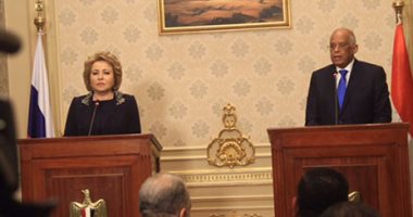 بالصور.. بدء المؤتمر الصحفي لرئيس البرلمان مع رئيسة المجلس الفيدرالى الروسى