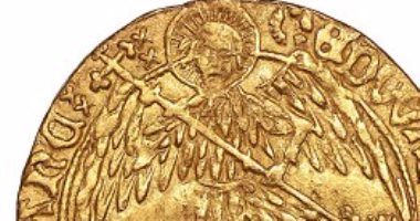 بالصور.. اكتشاف عملة ذهبية نادرة تعود للقرن الـ15 وتقدر بـ15 ألف يورو
