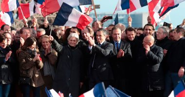 اليمين الفرنسى يؤكد دعمه لفرنسوا فيون  "بالإجماع " 