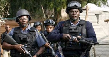 شرطة زامبيا: مقتل 8 وإصابة 28 آخرون فى تدافع للحصول على مساعدات غذائية