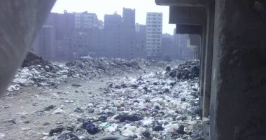 بالفيديو..أهالى عزبة المغازى بالغربية يطالبون بنقل مصنع تدوير وفرز القمامة