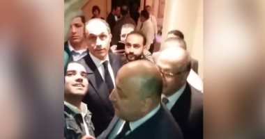 شاهد.. فيديو مشاركة جمال مبارك بحفل زفاف أدمن "آسف ياريس"