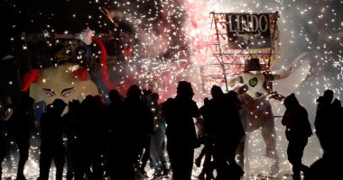 بالفيديو والصور.. إصابة 499 شخصا بسبب الألعاب النارية خلال احتفالات المكسيك 