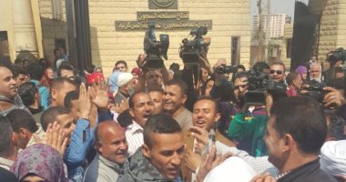 وزير الداخلية يمنح نزلاء السجون زيارة استثنائية خلال أيام عيد الفطر