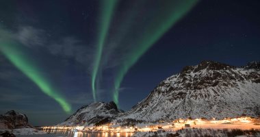 بالصور.. لقطات مذهلة لسماء النرويج مع ظهور "الشفق القطبى"