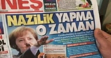 صحيفة تركية تنشر صورة لميركل على هيئة هتلر