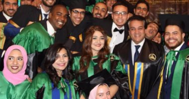 وزير التعليم العالى يشهد حفل تخرج الدفعة 17 من "طب أسنان" عين شمس