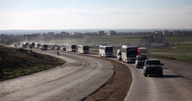 بالصور..  وصول الدفعة الأولى من سكان حى الوعر بحمص إلى مدينة جرابلس السورية
