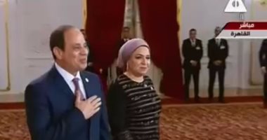 بالفيديو.. الرئيس السيسى وقرينته يشهدان احتفالية المرأة المصرية