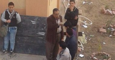 إيقاف مدير ووكيل ومسئول الأمن بمدرسة الزهايرة بالدقهلية بعد واقعة حلق شعر الطلاب