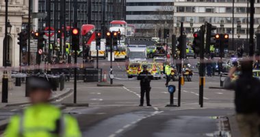 الجارديان: أحد منفذى حادث لندن لا يزال طليقا 