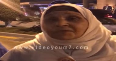 شاهد.. سيدة بنى سويف التى أشعلت حماس احتفالية المرأة المصرية بحضور السيسى