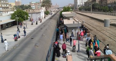 قطار يصدم فتاة ببنى سويف ونقلها لمستشفى بالقاهرة 