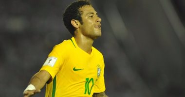 قائد البرازيل عن نيمار: الكرة الذهبية المقبلة تم طلاءها من أجله