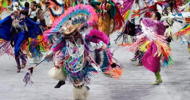 مهرجان الرقص لسكان أمريكا الأصليين بولاية كولورادو الأمريكية
