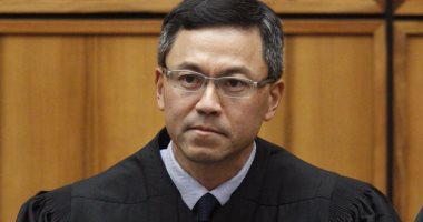 نيوزويك: التهديدات تلاحق القاضى الفيدرالى صاحب وقف قرار "حظر السفر" 