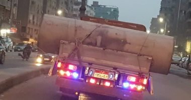 بالصور.. سيارات نصف نقل بحمولات زائدة تتجول بشوارع القاهرة دون رقابة
