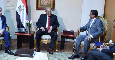 رئيس الوزراء يلتقى السفير الهندى بالقاهرة لبحث سبل التعاون المشترك