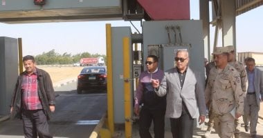 محافظ السويس يتفقد نفق الشهيد أحمد حمدى وجراج النقل الثقيل بحى الجناين
